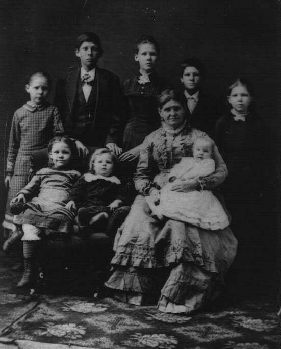 Hannah Towne and family